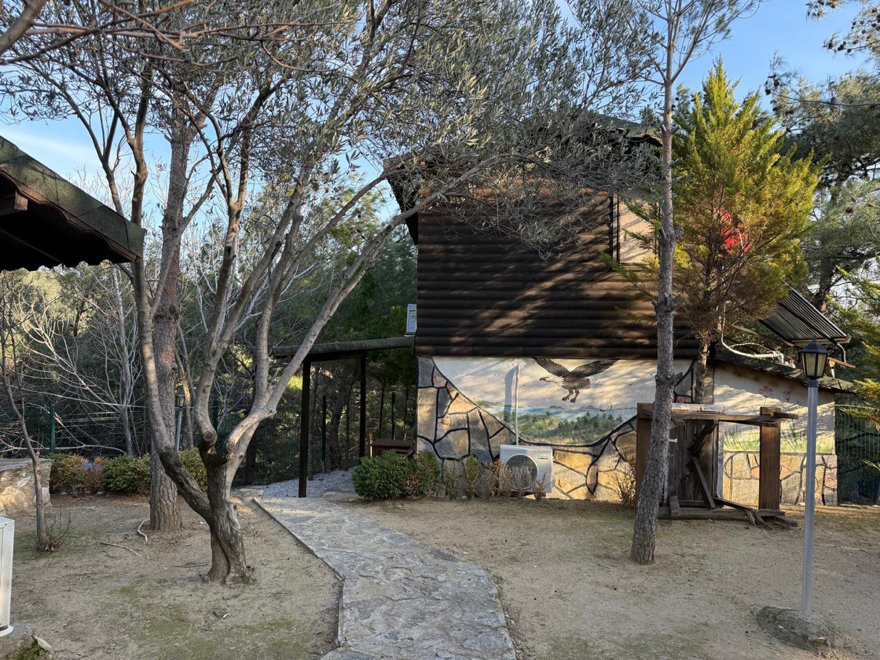 Jippe Ida Dağ Evleri, Balıkesir’in Edremit ilçesinde